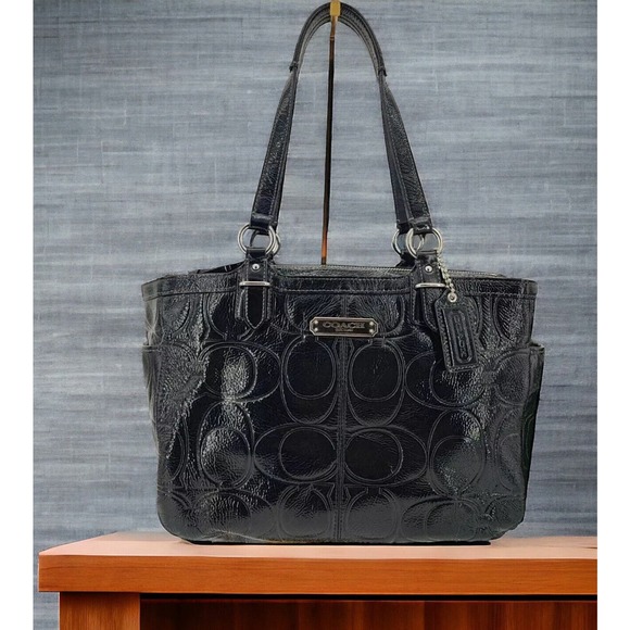 COACH Gallery Embossed Black Patent Leather Medium Tote Bag F19462 Fast Ship - Picture 1 of 15